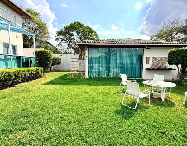 Casa à Venda no Ouro Velho Mansões, Nova Lima/MG — 280m², 4 Quartos, Piscina Aquecida.