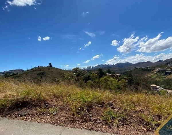 Lote de 1.861 m² à Venda no Vila Del Rey, Nova Lima - MG