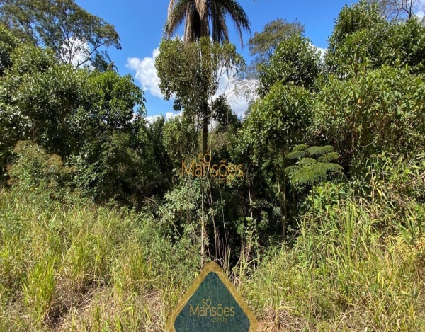 Lote de 1010m² a venda no condomínio Canto da Mata.