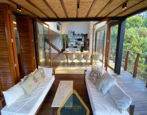 EXCLUSIVIDADE SÓ MANSÕES: CASA DE LUXO DE 480M² NO VALE DOS CRISTAIS