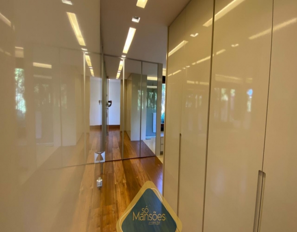 EXCLUSIVIDADE SÓ MANSÕES: CASA DE LUXO DE 480M² NO VALE DOS CRISTAIS