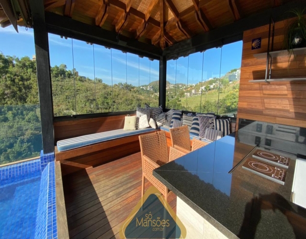 EXCLUSIVIDADE SÓ MANSÕES: CASA DE LUXO DE 480M² NO VALE DOS CRISTAIS