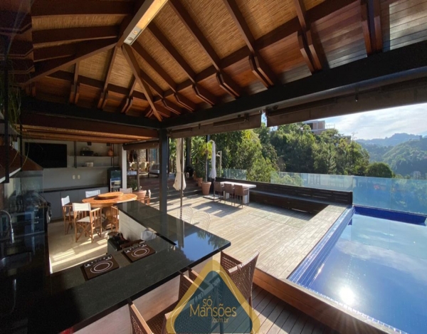 EXCLUSIVIDADE SÓ MANSÕES: CASA DE LUXO DE 480M² NO VALE DOS CRISTAIS