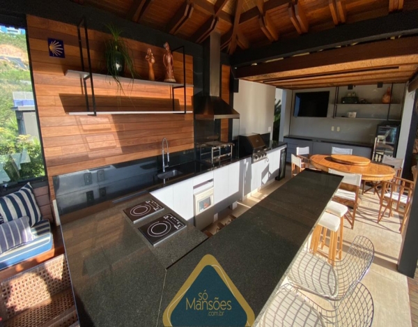 EXCLUSIVIDADE SÓ MANSÕES: CASA DE LUXO DE 480M² NO VALE DOS CRISTAIS