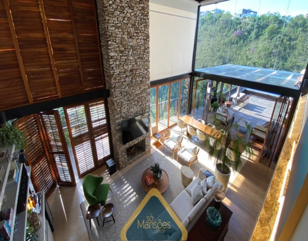 EXCLUSIVIDADE SÓ MANSÕES: CASA DE LUXO DE 480M² NO VALE DOS CRISTAIS