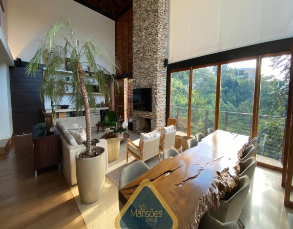EXCLUSIVIDADE SÓ MANSÕES: CASA DE LUXO DE 480M² NO VALE DOS CRISTAIS