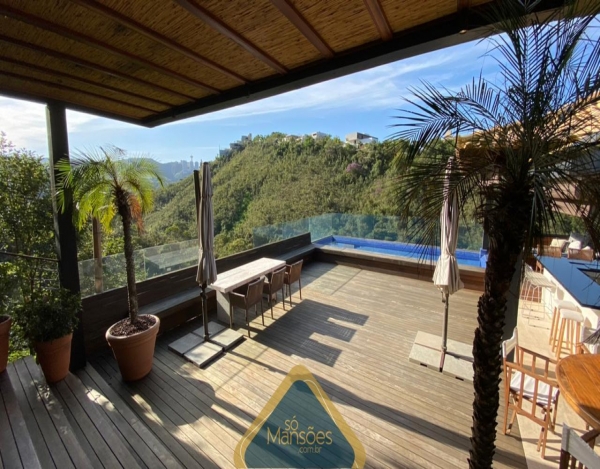 EXCLUSIVIDADE SÓ MANSÕES: CASA DE LUXO DE 480M² NO VALE DOS CRISTAIS