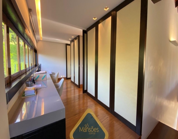 EXCLUSIVIDADE SÓ MANSÕES: CASA DE LUXO DE 480M² NO VALE DOS CRISTAIS