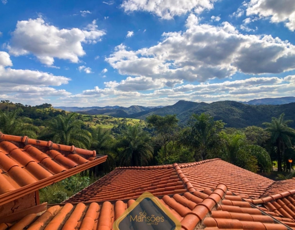 Casa de 470m² à venda no Veredas das Gerais.