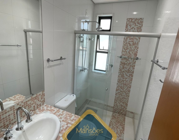 CASA LUXUOSA DE 313M² NO CONDOMÍNIO ALDEIAS DO LAGO - ESMERALDAS/MG À VENDA!