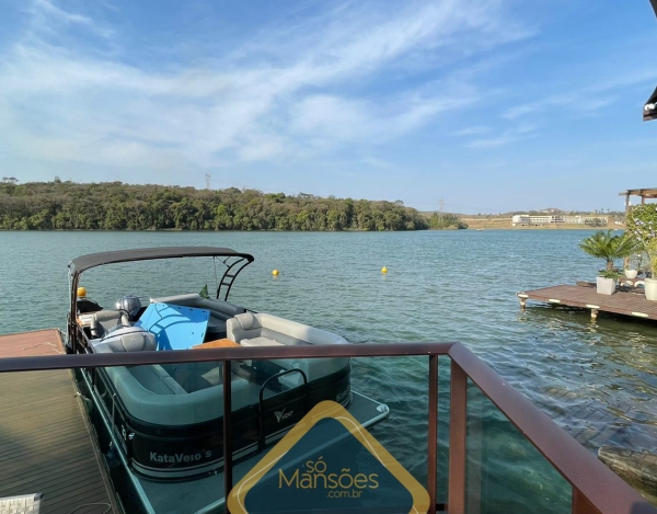 CASA LUXUOSA DE 313M² NO CONDOMÍNIO ALDEIAS DO LAGO - ESMERALDAS/MG À VENDA!