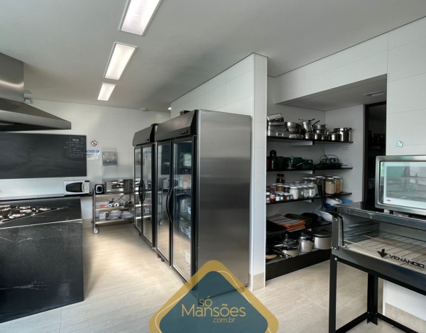 CASA LUXUOSA DE 313M² NO CONDOMÍNIO ALDEIAS DO LAGO - ESMERALDAS/MG À VENDA!