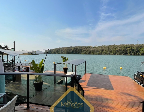CASA LUXUOSA DE 313M² NO CONDOMÍNIO ALDEIAS DO LAGO - ESMERALDAS/MG À VENDA!
