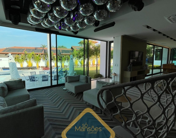CASA LUXUOSA DE 313M² NO CONDOMÍNIO ALDEIAS DO LAGO - ESMERALDAS/MG À VENDA!