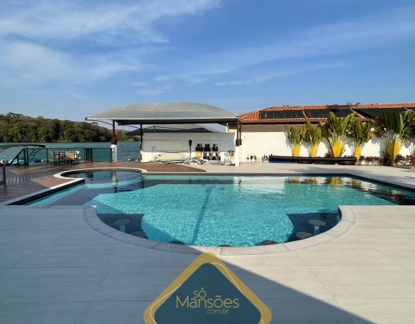 CASA LUXUOSA DE 313M² NO CONDOMÍNIO ALDEIAS DO LAGO - ESMERALDAS/MG À VENDA!