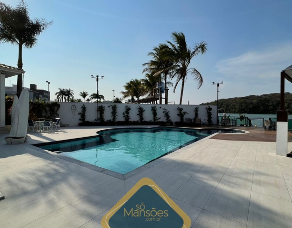 CASA LUXUOSA DE 313M² NO CONDOMÍNIO ALDEIAS DO LAGO - ESMERALDAS/MG À VENDA!