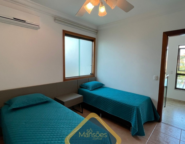 CASA LUXUOSA DE 313M² NO CONDOMÍNIO ALDEIAS DO LAGO - ESMERALDAS/MG À VENDA!