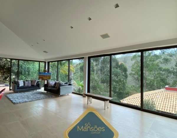 Casa de Luxo de 500 m² à Venda com 2 Suítes e Vista Definitiva no Condomínio Village Terrasse, Nova Lima - MG
