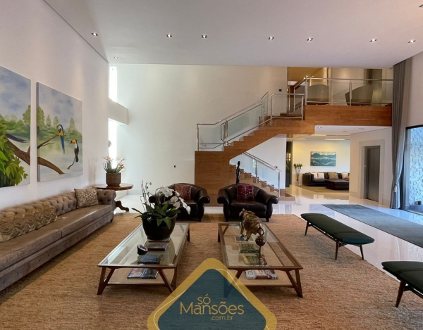 CASA DE 844,45m² NO VALE DOS CRISTAIS 