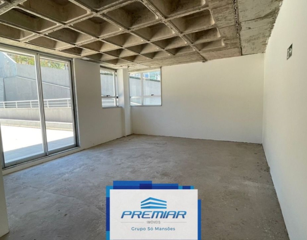 Prédio comercial de 2.447,40m² com excelente localização.