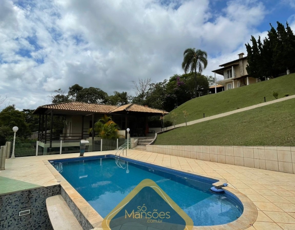 Casa de 538m² à venda no Condomínio Parque do Engenho.