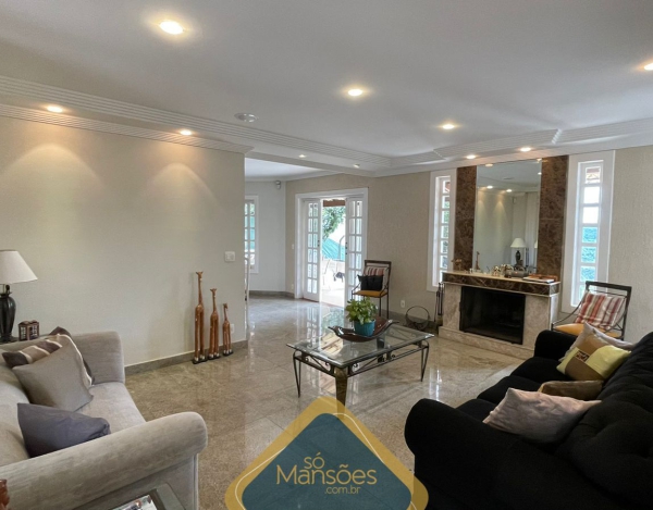 Casa de 538m² à venda no Condomínio Parque do Engenho.