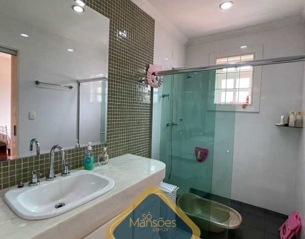 Casa de 538m² à venda no Condomínio Parque do Engenho.