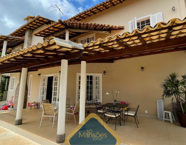 Casa de 538m² à venda no Condomínio Parque do Engenho.