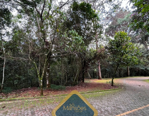 Lote de 1680m² à venda  no condomínio Bosque da Ribeira.