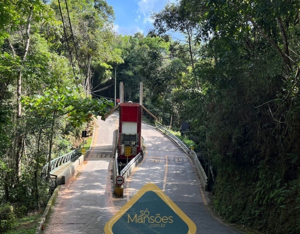 Lote de 2.335 m² à Venda com Quadra de Tênis no Bosque da Ribeira, Nova Lima - MG
