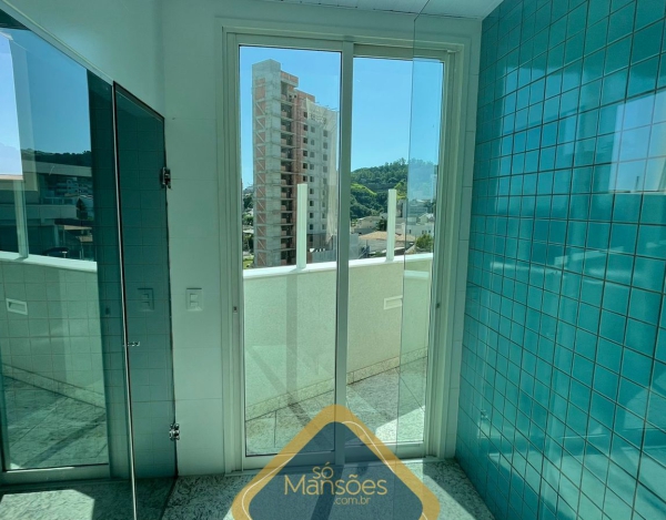 Apartamento de 142m² à venda no Santa Lúcia.