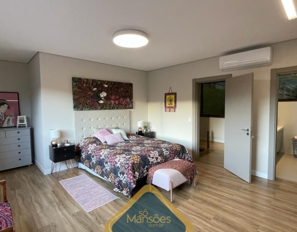 OPORTUNIDADE ÚNICA: LINDA CASA PARA ALUGUEL NO CONDOMÍNIO VALE DOS CRISTAIS!