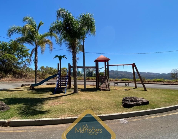 OPORTUNIDADE ÚNICA! LOTE DE 1.018M² COM VISTA DESLUMBRANTE NO MIRANTE DA MATA.