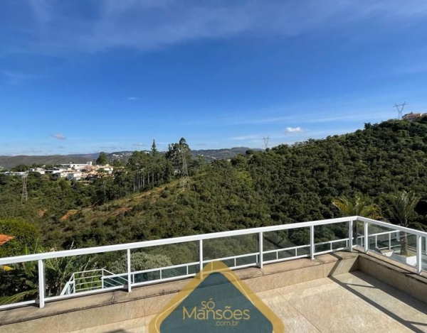 EXCELENTE CASA COM LINDA VISTA À VENDA NO CONDOMÍNIO VILLAGE TERRASSE